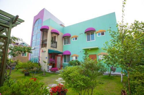 Bellus-rose Pension Gyeongju