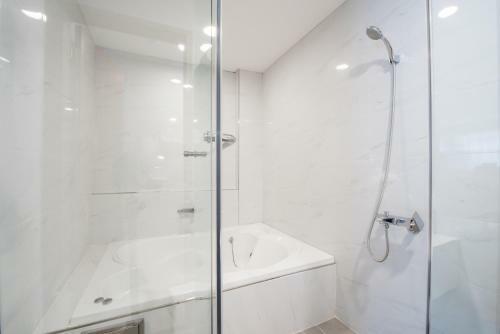 Hostal Silla Boutique Hotel Premium