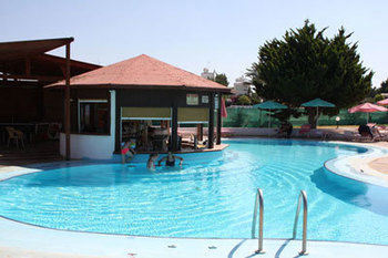 Astreas Beach Hotel Apartments