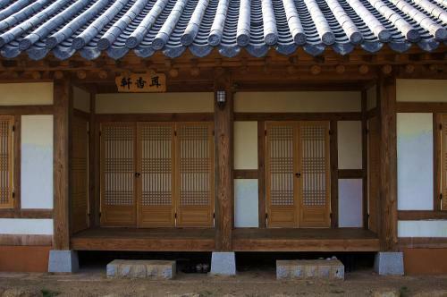 Hostal Korean Traditional House - Chungnokdang
