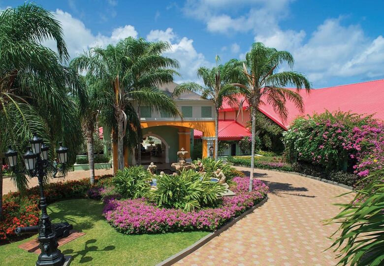 Hotel Sandals Grande St. Lucian - All Inclusive Couples Only