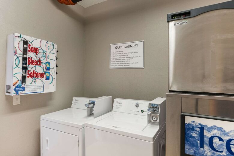 Hotel Quality Inn & Suites
