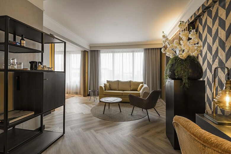 Plaza Hotel