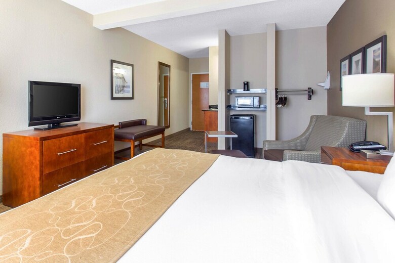 Hotel Comfort Suites Southport - Oak Island