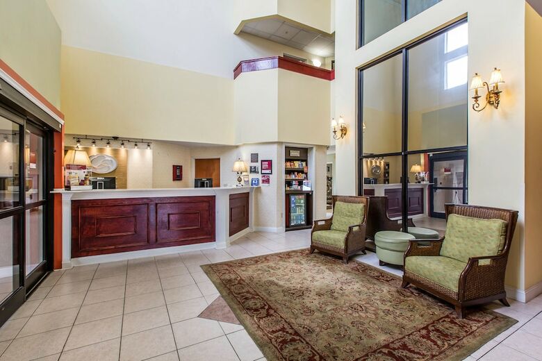 Hotel Comfort Suites Southport - Oak Island