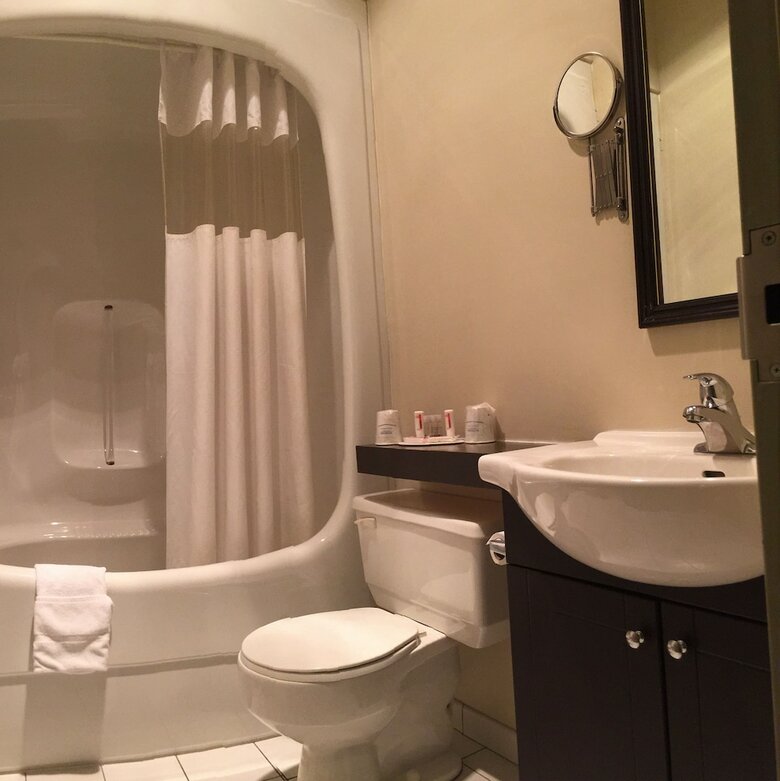 Hotel Days Inn By Wyndham Ste. Helene-de-bagot