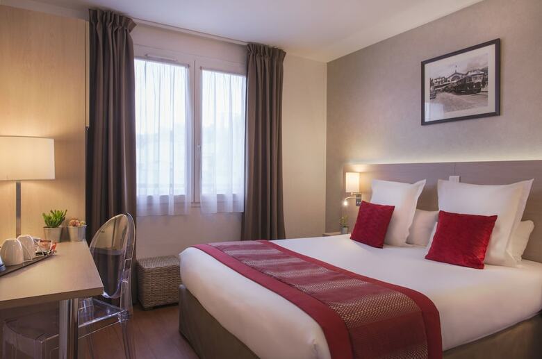 Classics Hotel Paris Bastille