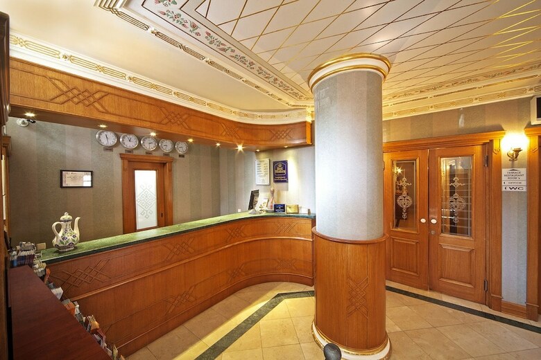 Azade Hotel
