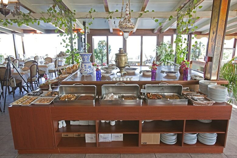 Azade Hotel