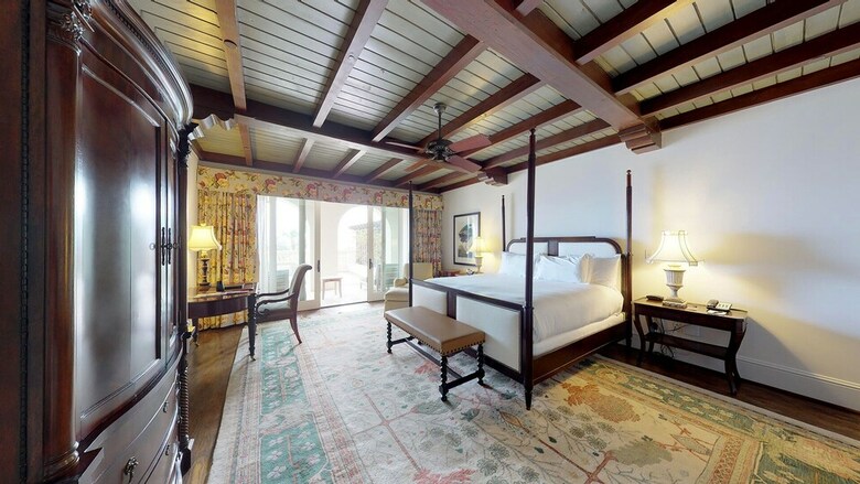 Hotel The Cloister