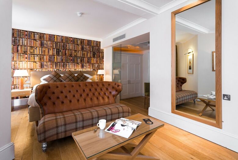 Hotel Abode Canterbury
