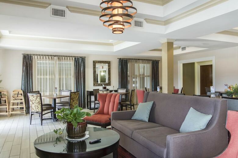 Holiday Inn Express Hotel & Suites Cullman