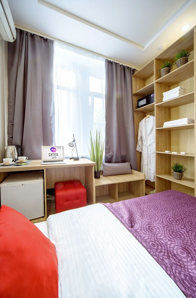 Hotel Piter On Dobrolyubova
