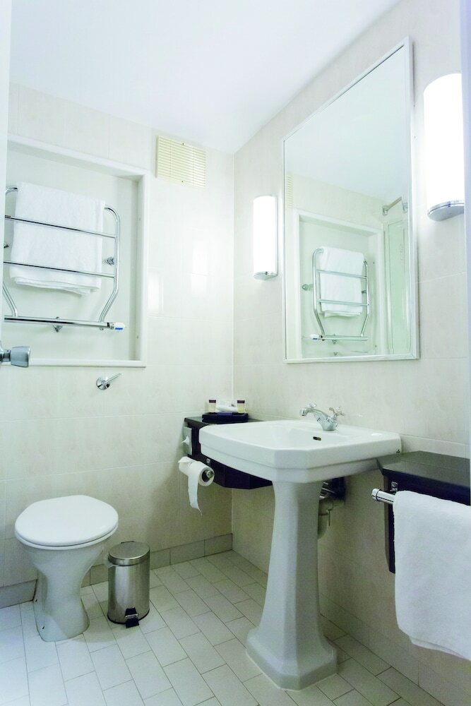 Cottons Hotel & Spa