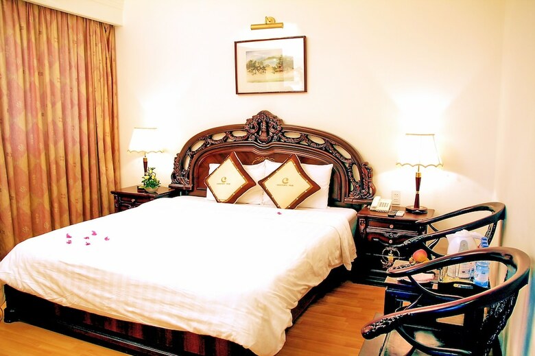 Century Riverside Hotel Hue