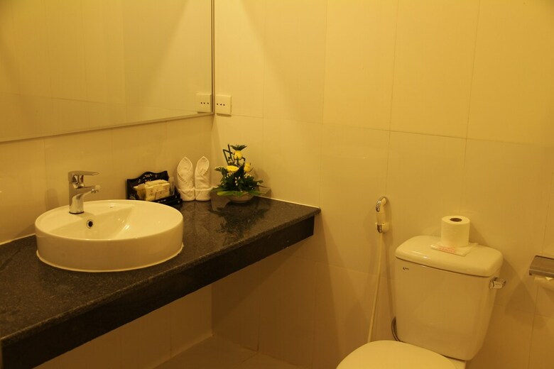 Century Riverside Hotel Hue