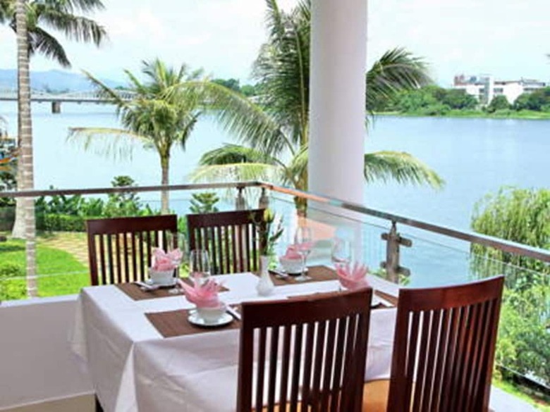 Century Riverside Hotel Hue