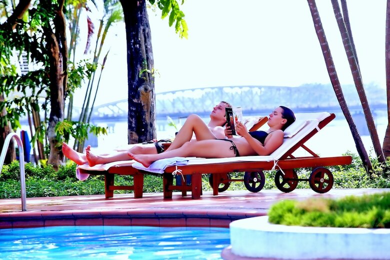 Century Riverside Hotel Hue