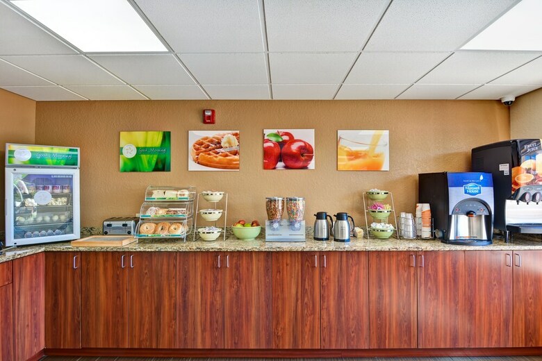 Hotel Quality Inn & Suites Heritage Park