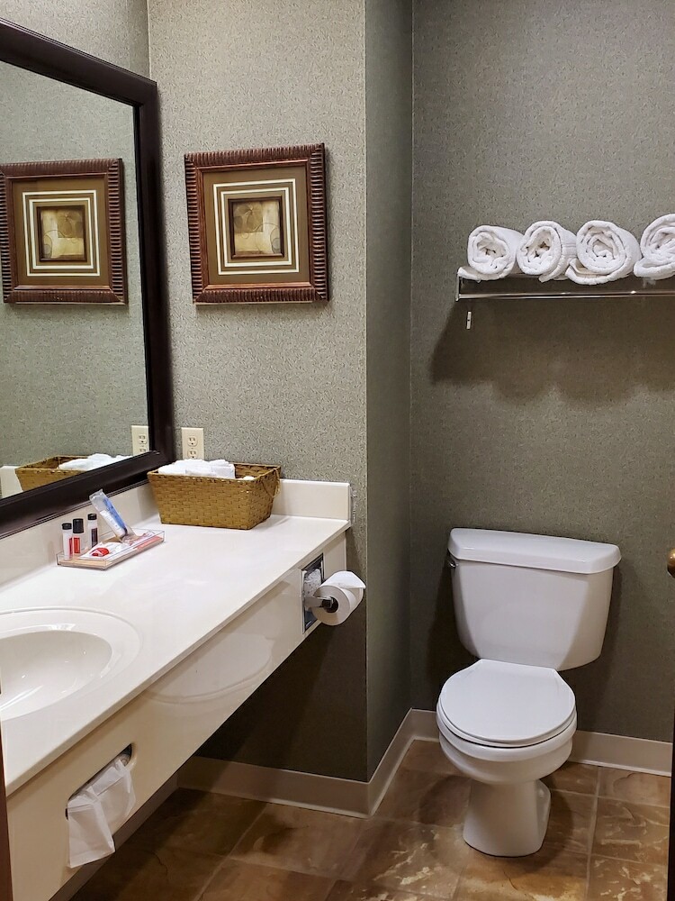 Hotel Super 8 By Wyndham Troy