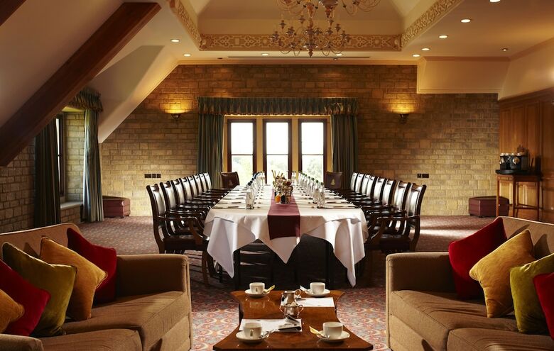 Hotel South Lodge