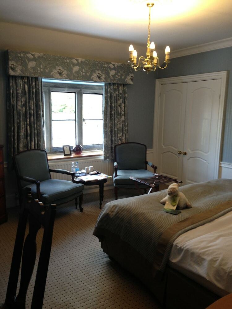 Hotel South Lodge