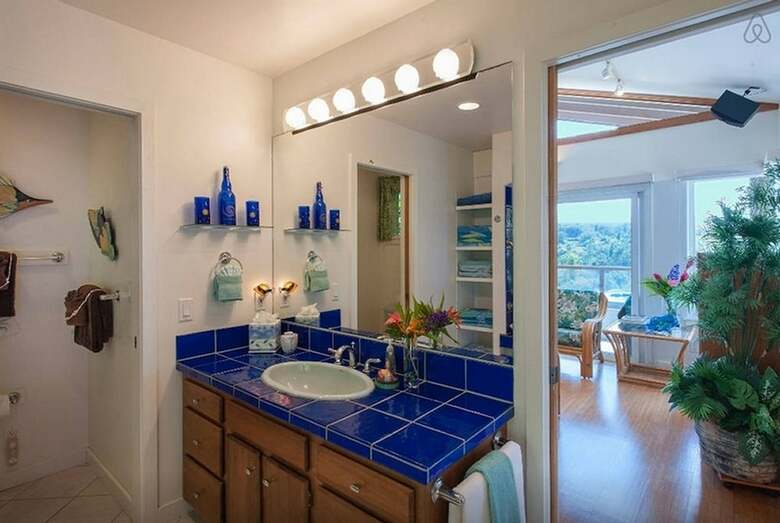 Bed & Breakfast Adventure In Paradise