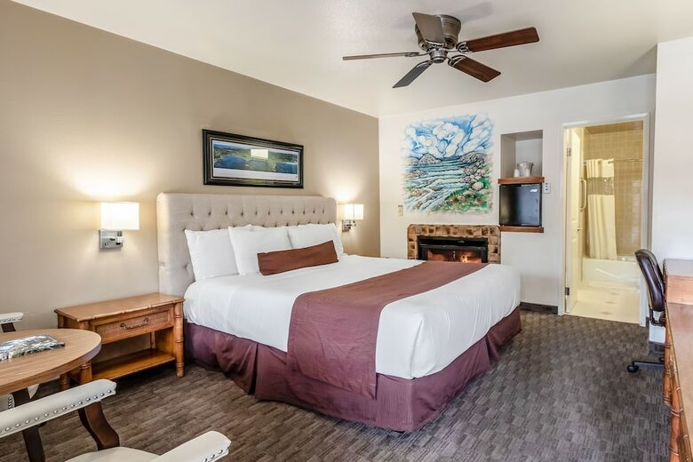 Motel Lone Oak Lodge