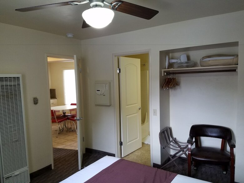 Motel Lone Oak Lodge