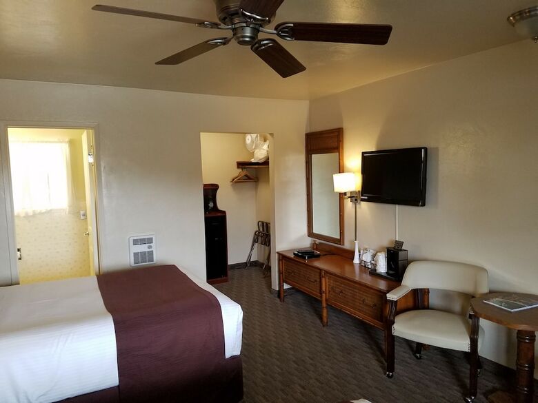 Motel Lone Oak Lodge