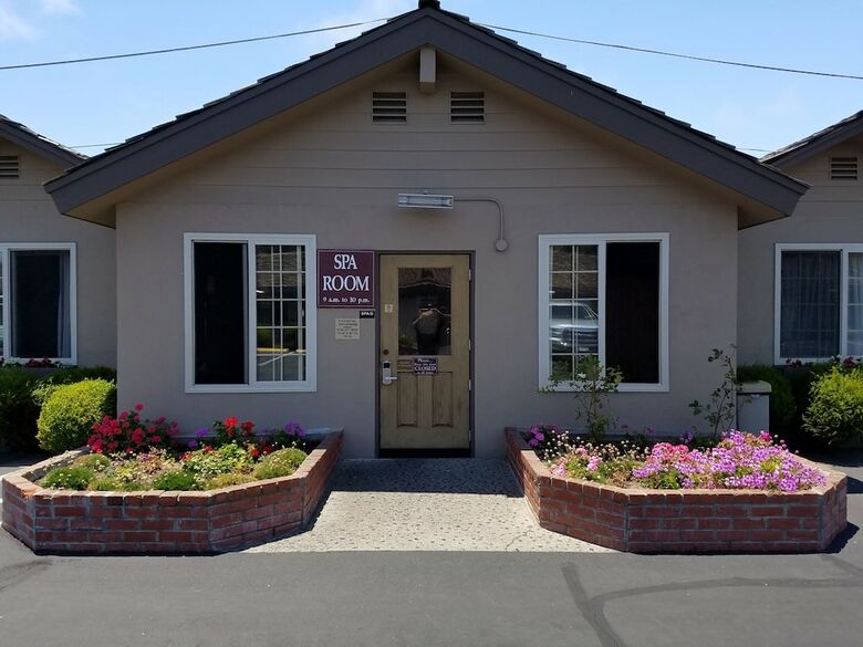 Motel Lone Oak Lodge