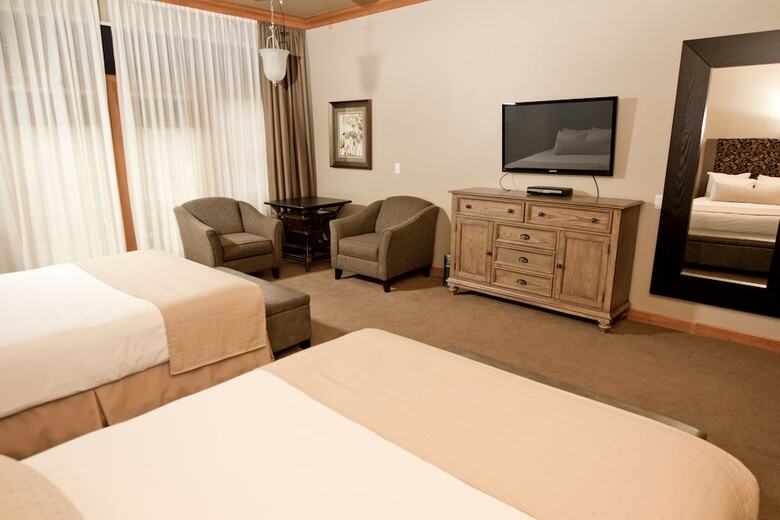 Hotel The Inns Of Geneva National