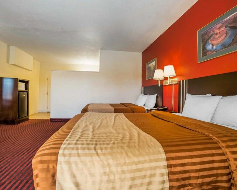 Hotel Rodeway Inn At Lake Powell