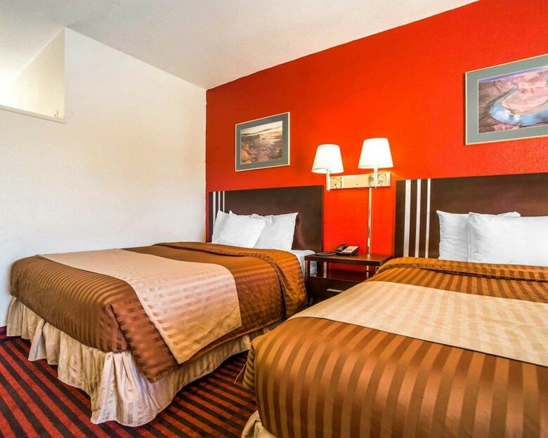Hotel Rodeway Inn At Lake Powell