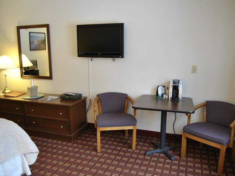 Hotel Casco Bay Inn