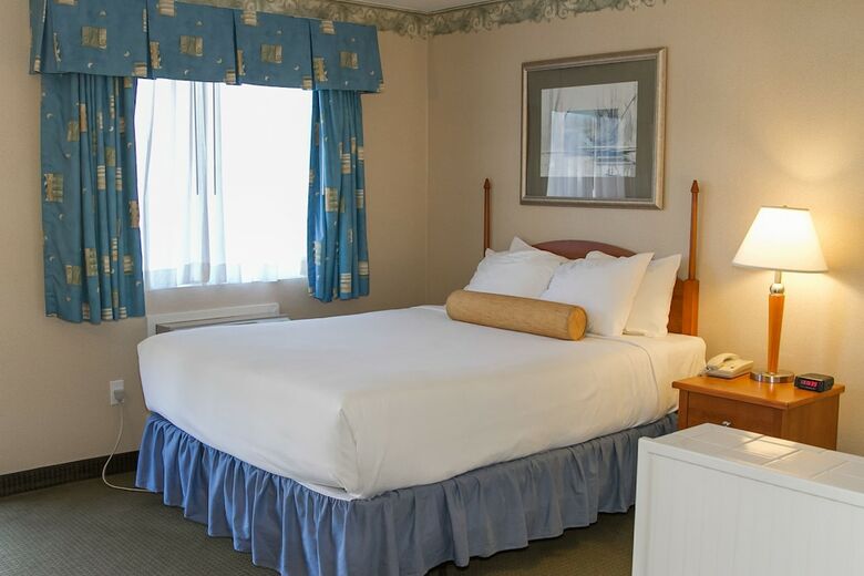 Hotel Flagship Inn And Suites