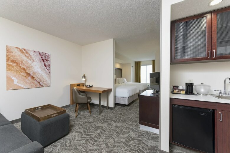Hotel Springhill Suites By Marriott Grand Rapids North
