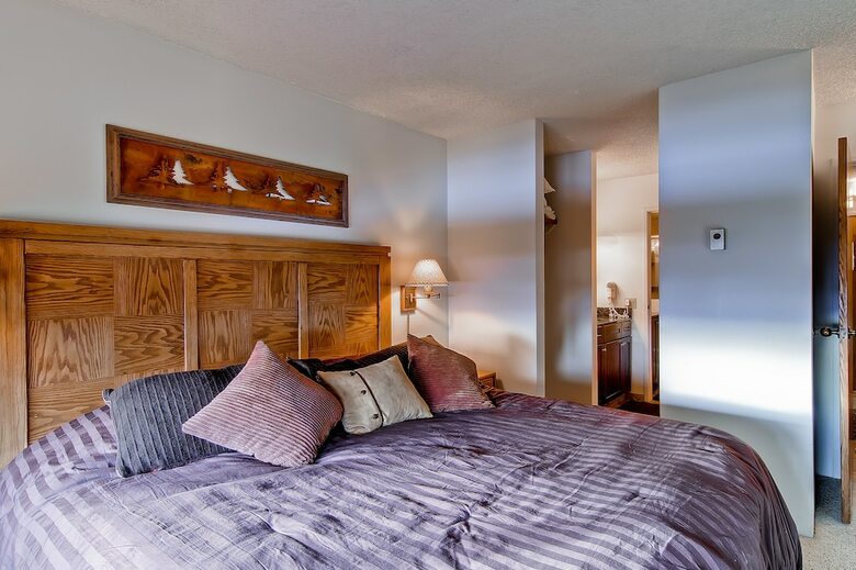 Bronze Tree Condominiums By Steamboat Resorts