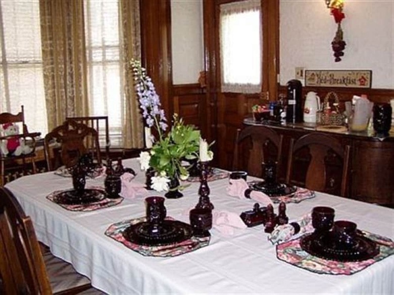 Bed & Breakfast Olde Judge Mansion