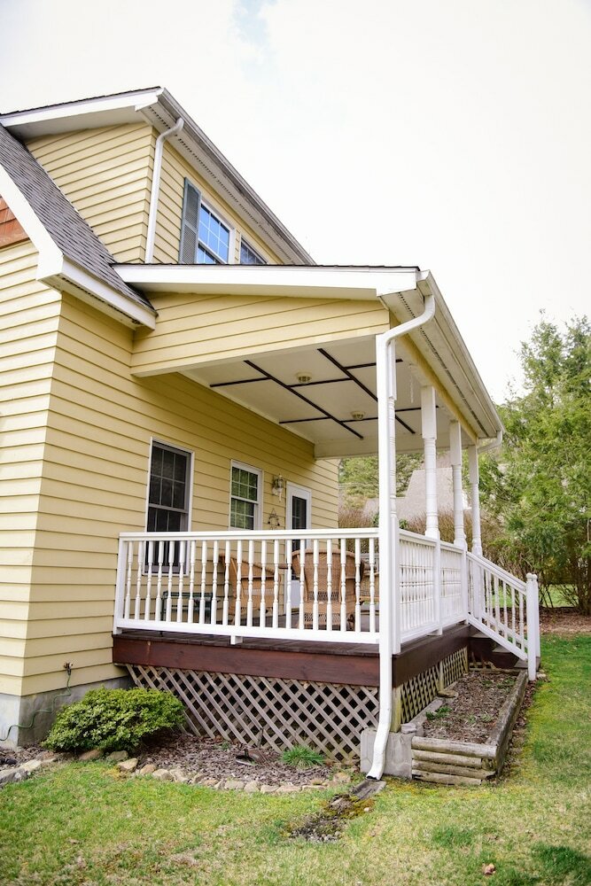 Azalea Inn Bed & Breakfast