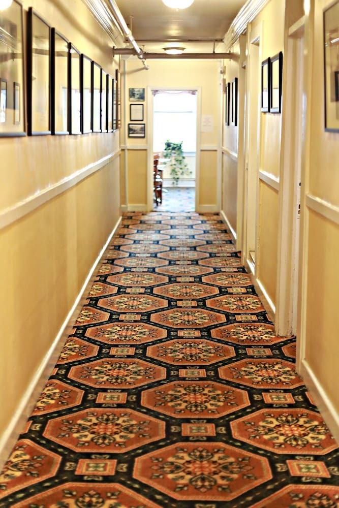 Hotel The Highland Inn