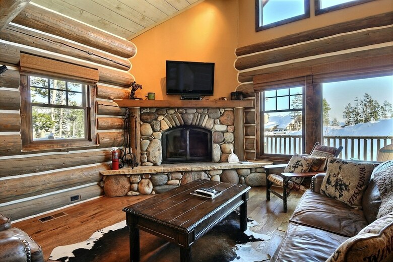 Powder Ridge Cabins At Big Sky Resort