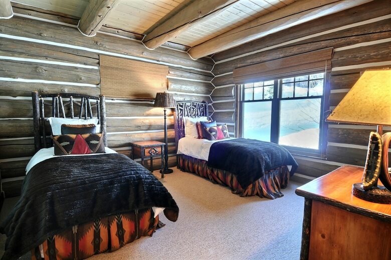 Powder Ridge Cabins At Big Sky Resort