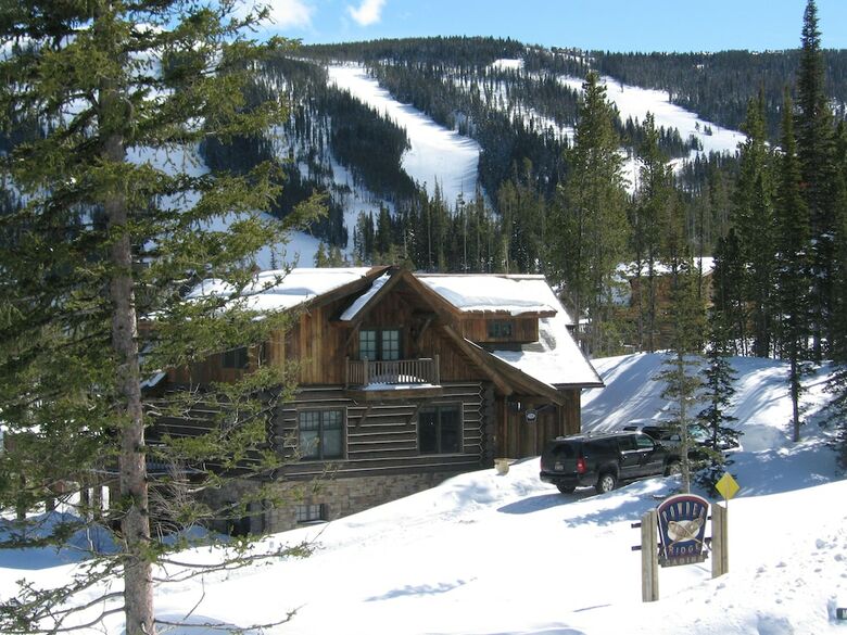 Powder Ridge Cabins At Big Sky Resort