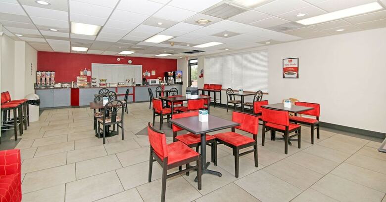 Hotel Econo Lodge Inn & Suites