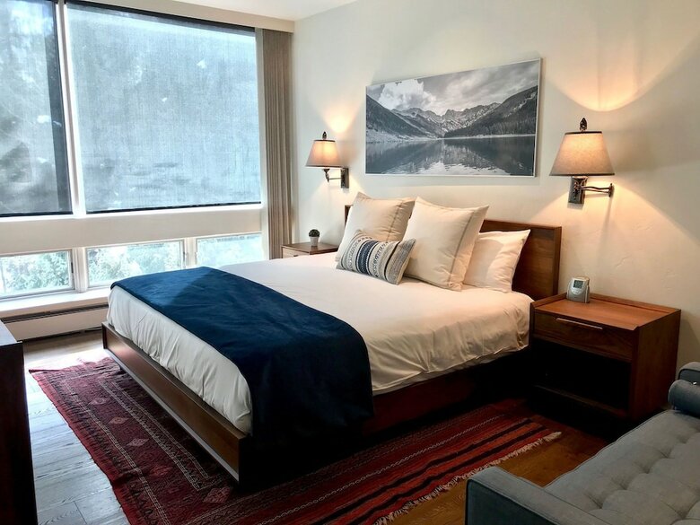 Lodge At Lionshead
