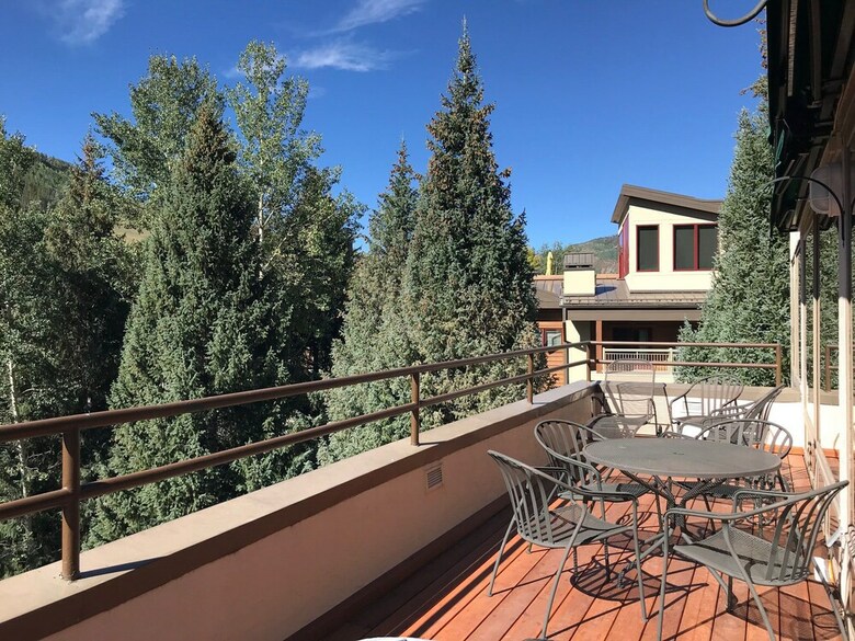 Lodge At Lionshead
