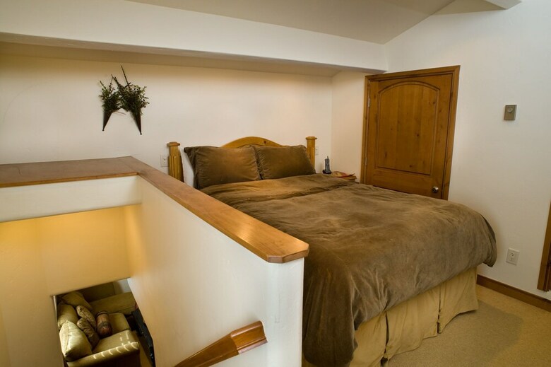Lodge At Lionshead