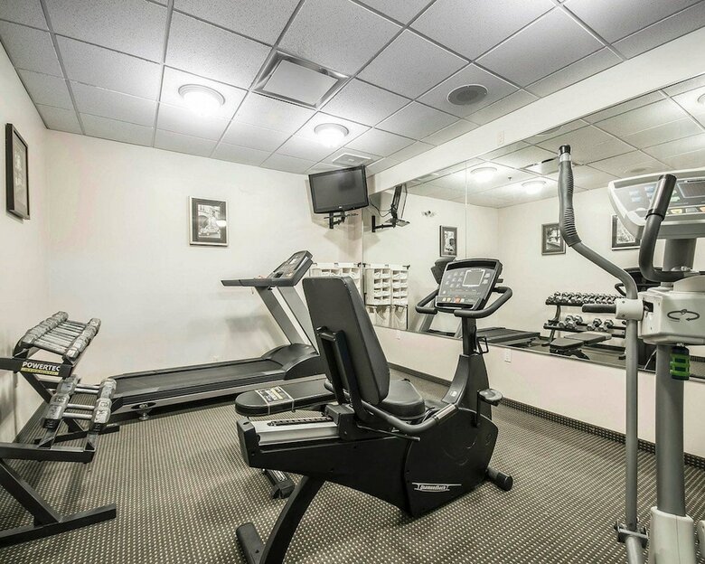 Hotel Comfort Inn & Suites