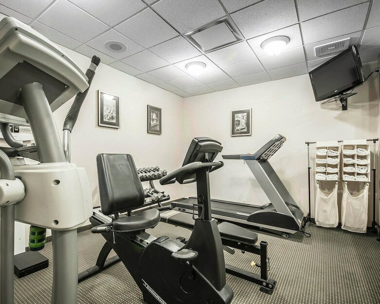 Hotel Comfort Inn & Suites
